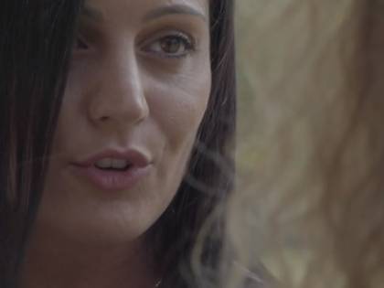 La malattia rara di Erica: "La mia pelle sa di pesce marcio"